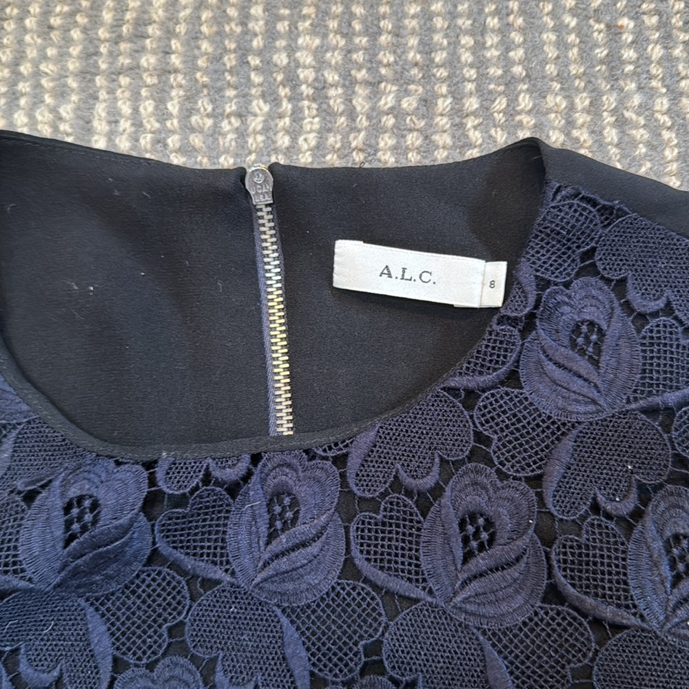 ALC A.L.C. midnight Blue Lace Flower Skirt Blouse Set sz 8 silk lined - Picture 3 of 8